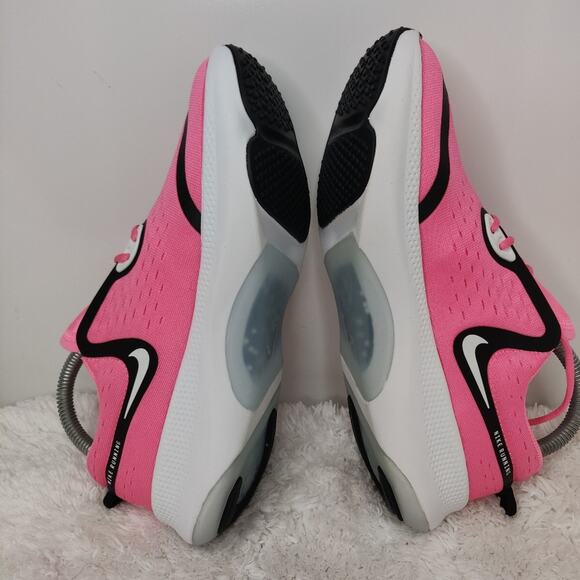 New Nike  pink running sneakers sz 5 youth 6.5W - Picture 7 of 9